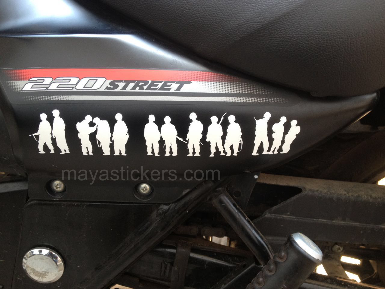 Bajaj Avenger stickering Ideas